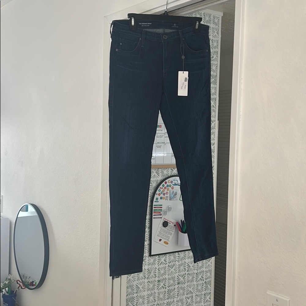 NWT AG Jeans. Super Skinny Ankle.